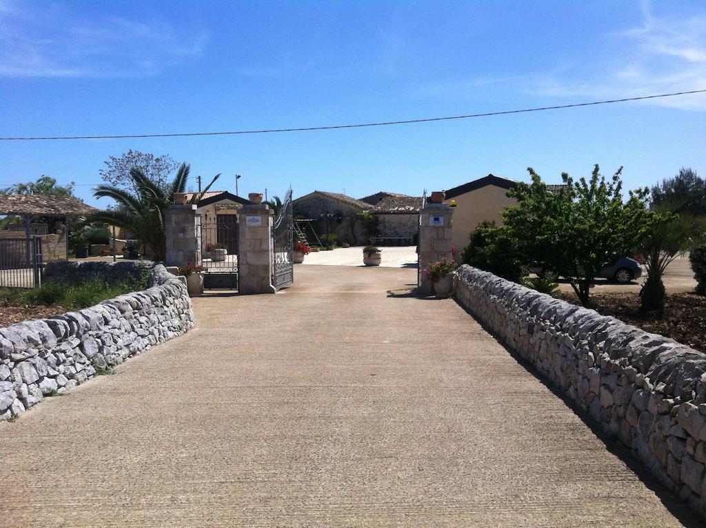 Oasi Di Cava Ispica Villa Pietre Nere San Zagaria Екстериор снимка